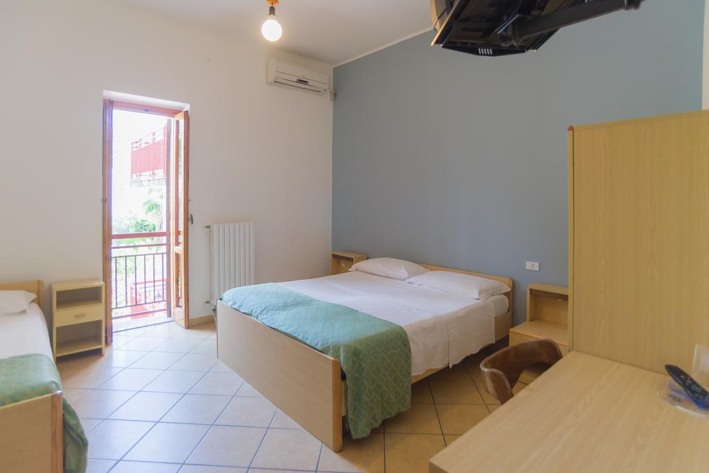 Hotel Alba Del Gargano 马蒂纳塔 外观 照片